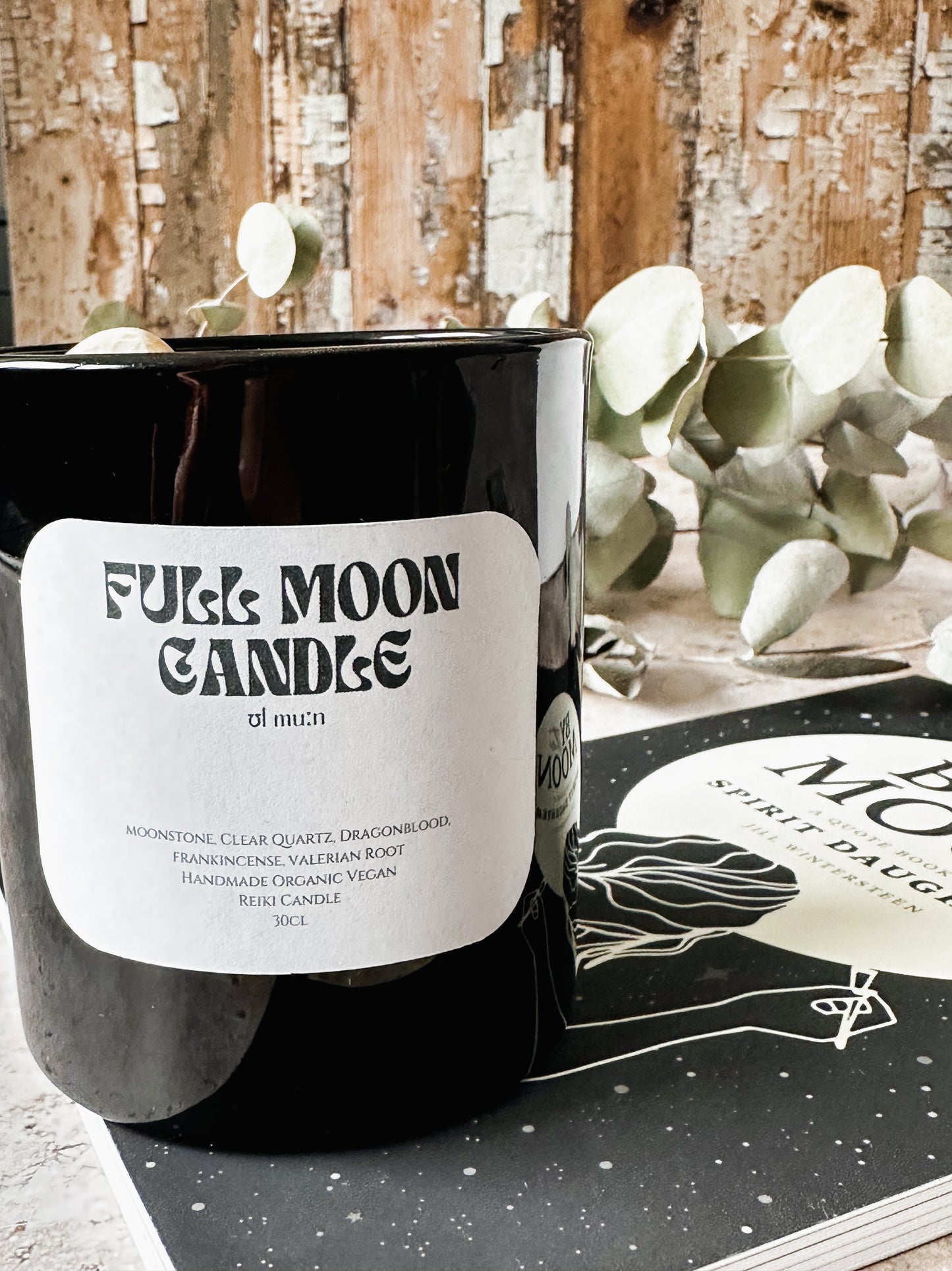 Vollmond Kristallkerze mit Mondstein | Intuition, Loslassen und feminine Mondenergie