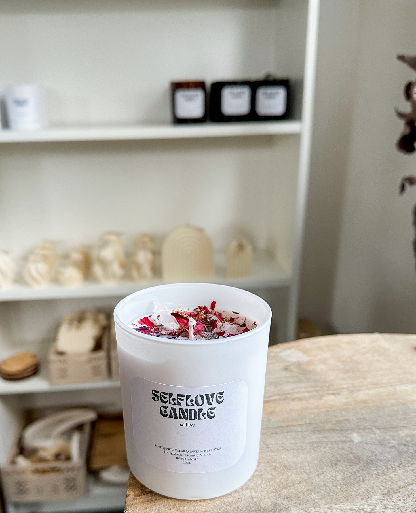 Selbstliebe Kristallkerze – Rosen, Thymian & Rosenquarz