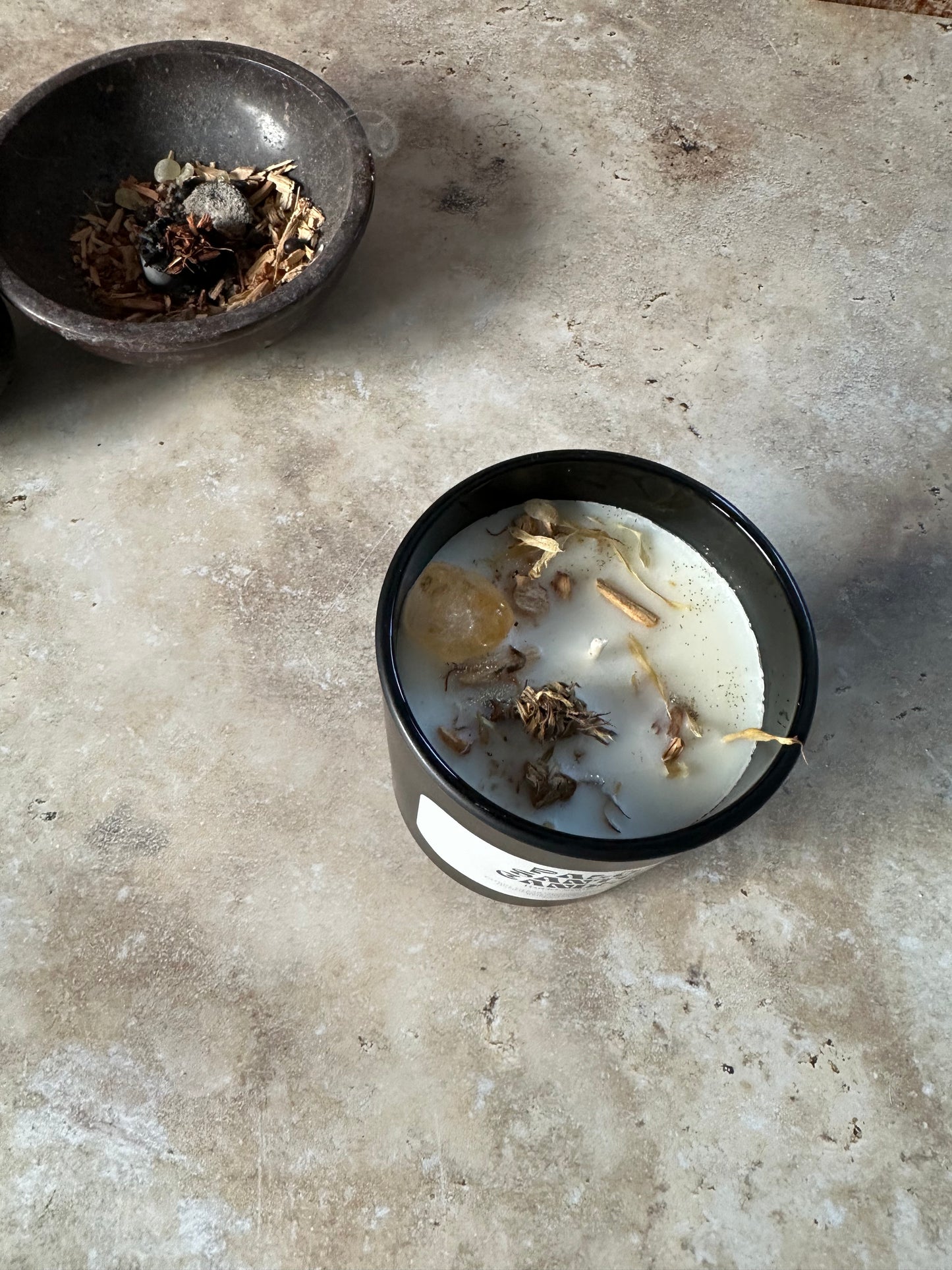 Citrin Kristallkerze – Solarplexus Edition I Kraft, Selbstvertrauen, Freude